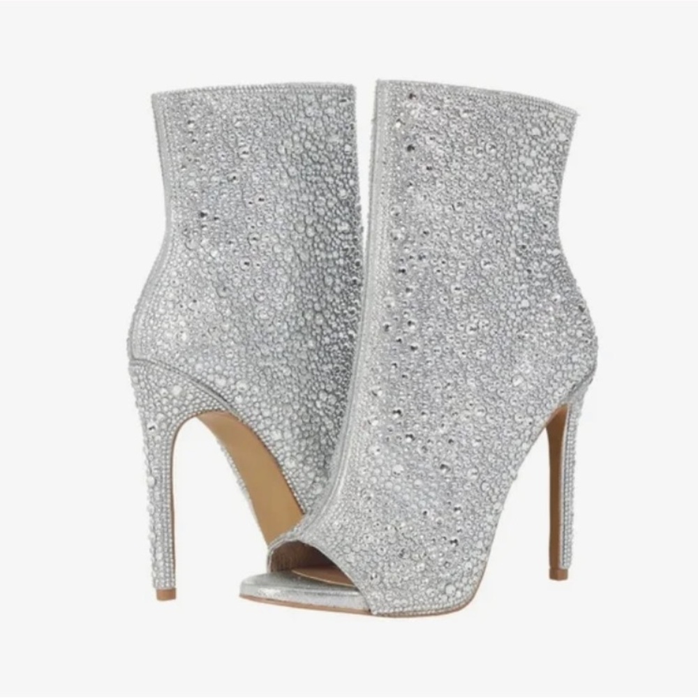 Steve Madden Womens Dispute-r Studded Ankle Boots Silver - Picture 1 of 6